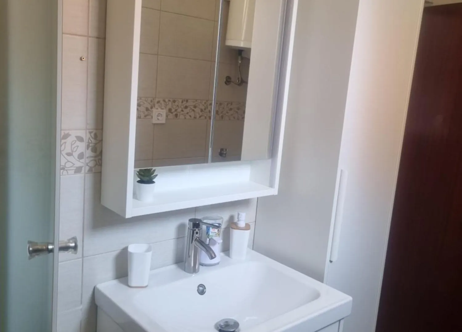 Apartman Ena Vir